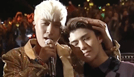 Bigbang与EXO基情互动解尴尬