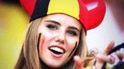 比利时女球迷 签约欧莱雅模特