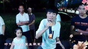 残疾歌手王亮演唱《怀念青春》让人忍不住 想起青春年少的时候