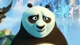 李山为村民介绍儿子阿宝 熊猫家族太可爱了！