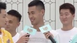 篮球主攻登场 小伙靠身高秒杀主持人