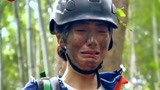 跟着贝尔去冒险：韩雪为了队友，无奈牺牲自己，一刀砍下鸽子头！