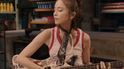 缝纫机乐队：弹吉他的女孩最漂亮，尤其是古力娜扎，美出天际！