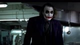 蝙蝠侠黑暗骑士：小丑闯进会议室，一群人看不起他，下秒直接悲剧