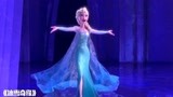 冰雪奇缘：爱莎变身冰雪女王，用魔力造城堡，太好看了！