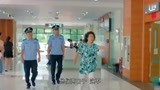 幸福敲了两次门：亲妈把岳父关拉进医院，目的不单纯！下秒报警