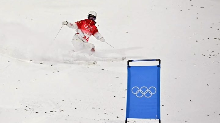 自由式滑雪女子雪上技巧：李楠止步资格赛无缘晋级