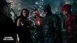 正义联盟：蝙蝠侠拯救“人质”，9个人一个都不能少！