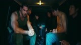 唐人街探案2：王迅小弟教肌肉侦探说“爸爸打我”这段太好笑