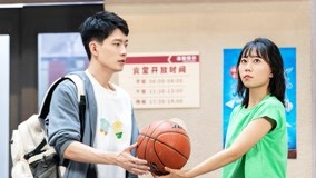 Watch the latest 纯享：《胆小鬼》李逗逗x老师好 校园双向暗恋甜疯了 (2022) online with English subtitle for free English Subtitle