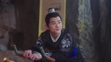 侍卫田小黎人工发电 就为了天子半夜看两页书