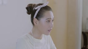 Watch the latest 《执行利剑》顾小艾向左琳打听郑怀山的事 (2018) online with English subtitle for free English Subtitle