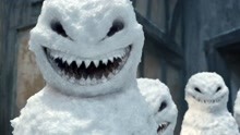 小孩堆了一个雪人，不料圣诞节竟然复活，变成怪物到处吃人！