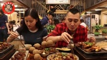 重庆最火的烧烤江湖菜，凌晨3点客人还源源不断，10家店每家如此