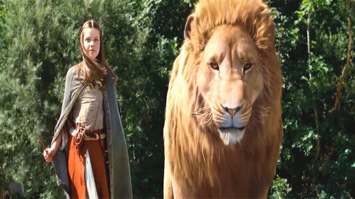小女孩进入神话世界，偶遇传说中的狮子王，最后帮助王子打败反派