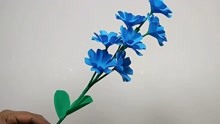 蓝色纸棒花的制作方法