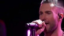 Maroon 5《Sugar》美国好声音现场版，引观众评委大声尖叫