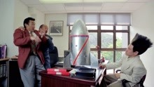 特警穿越到1993年，面对超强机器人毫不畏惧，直接拿出一颗原子弹