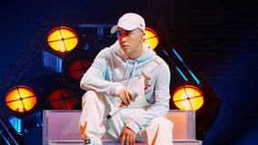 온라인에서 시 JONY J sings his rap song "My Man emotionally" (2020) 자막 언어 더빙 언어