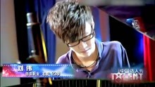 中国达人秀：无臂男孩刘伟，用双脚弹钢琴，伊能静一直流眼泪！