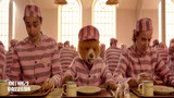 帕丁顿熊2：呆萌小熊入狱，把囚犯扮成粉萝莉，监狱秒变儿童乐园