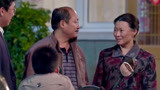 乡村爱情：长山为了让谢广坤帮他说情，花钱给他买了一辆电动车