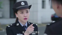 警察锅哥：简凡被上司夸赞，立马讨好上司，胡姐在一旁看傻了