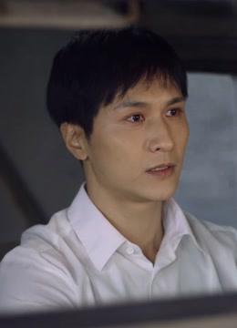 漢語導演:史成業王瑞新主演:閆妮王硯輝張逸傑翟瀟聞李春嬡戴燕妮評分