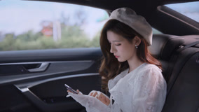 Watch the latest EP01 Qin Fei got into Xing Zhizhi's car by mistake online with English subtitle for free English Subtitle